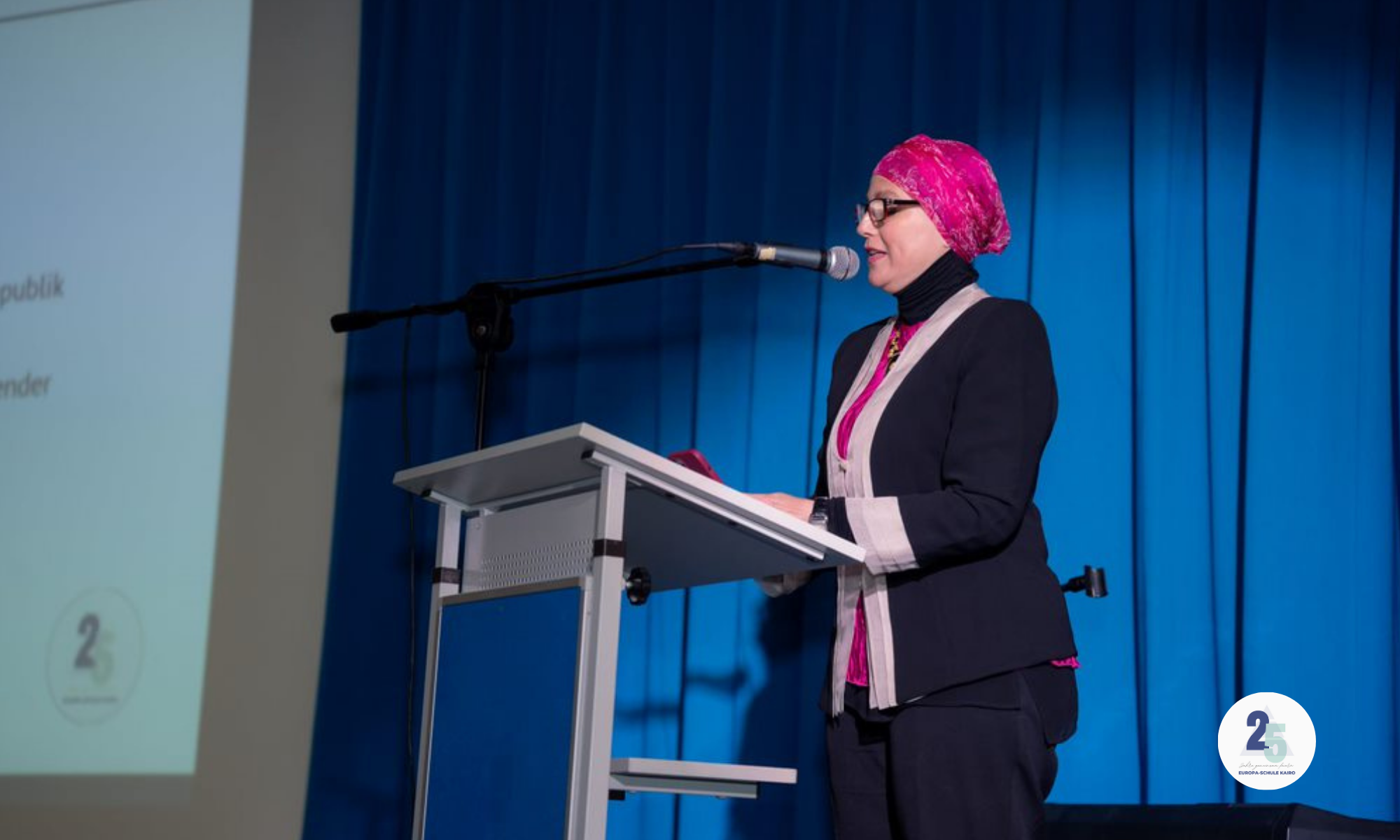 verabschiedung-unserer-abiturientinnen-und-abiturienten-europa-schule